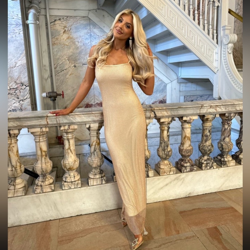 Elegant Cream Maxi Dress